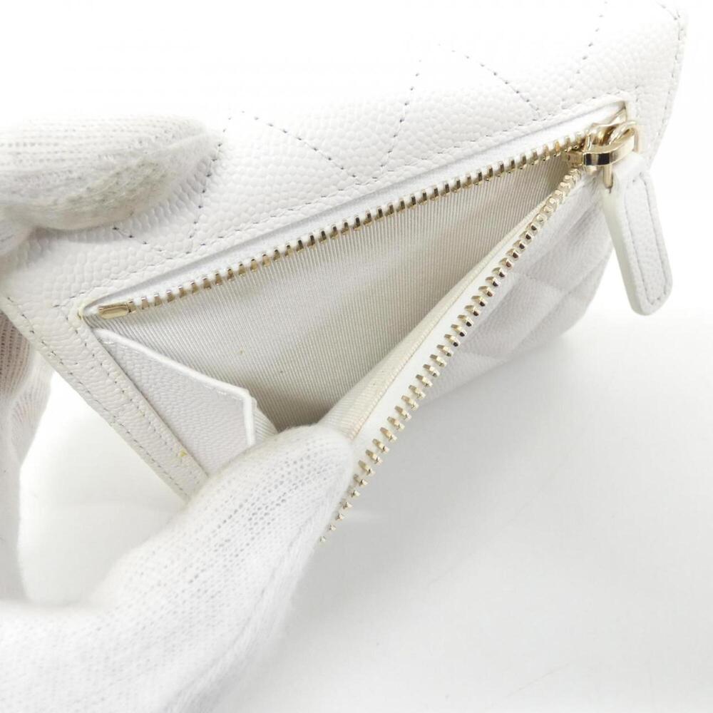 CHANEL White Wallet - Picture 9 of 10